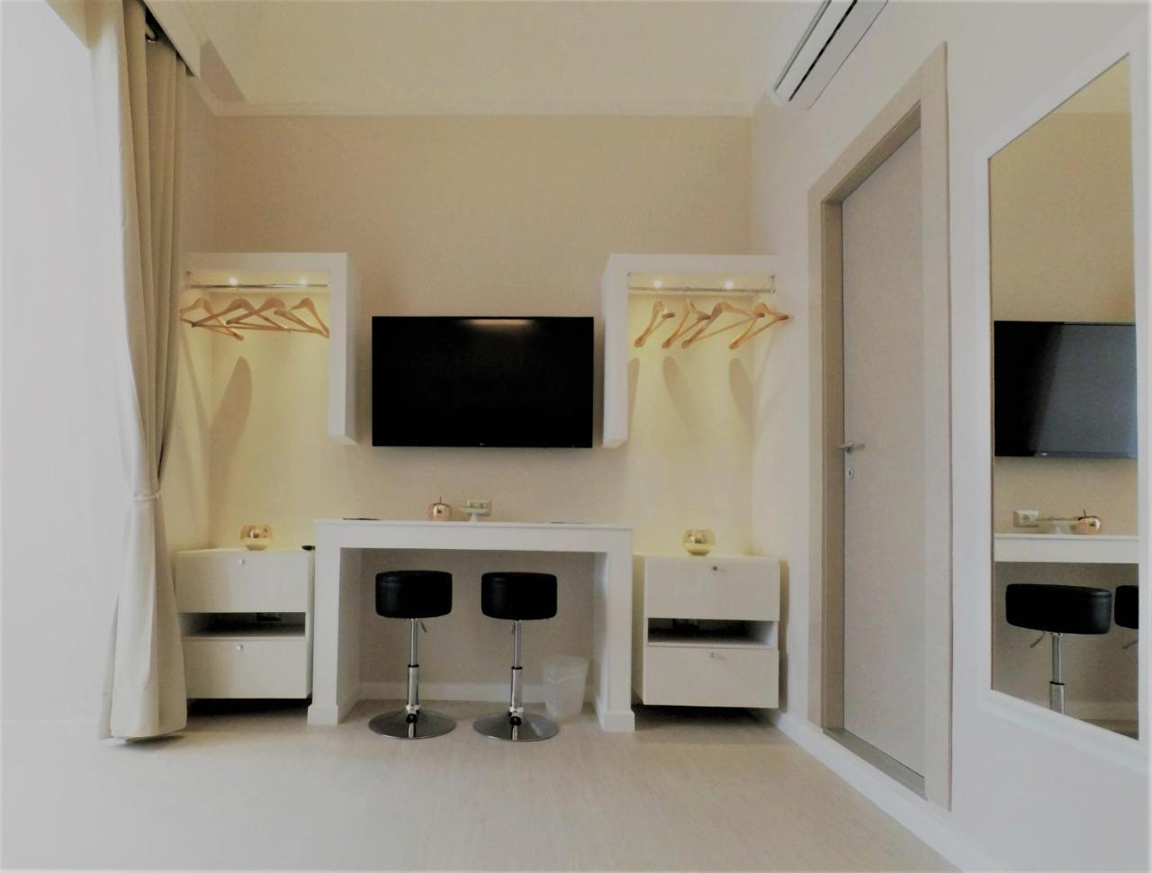 Royal Rooms Luxury Suite Neapel Exterior foto