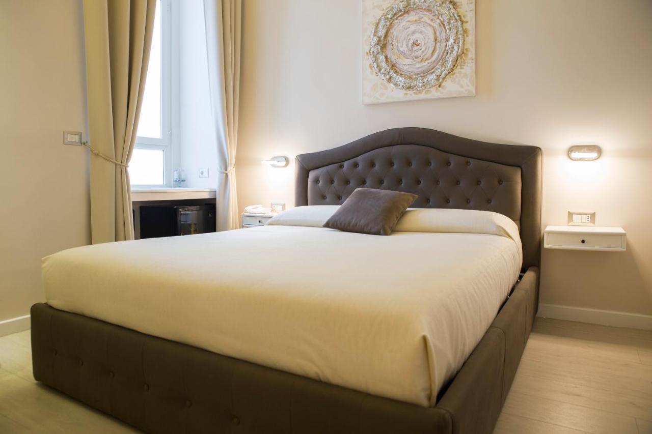 Royal Rooms Luxury Suite Neapel Exterior foto