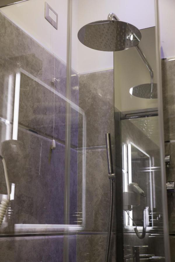 Royal Rooms Luxury Suite Neapel Exterior foto