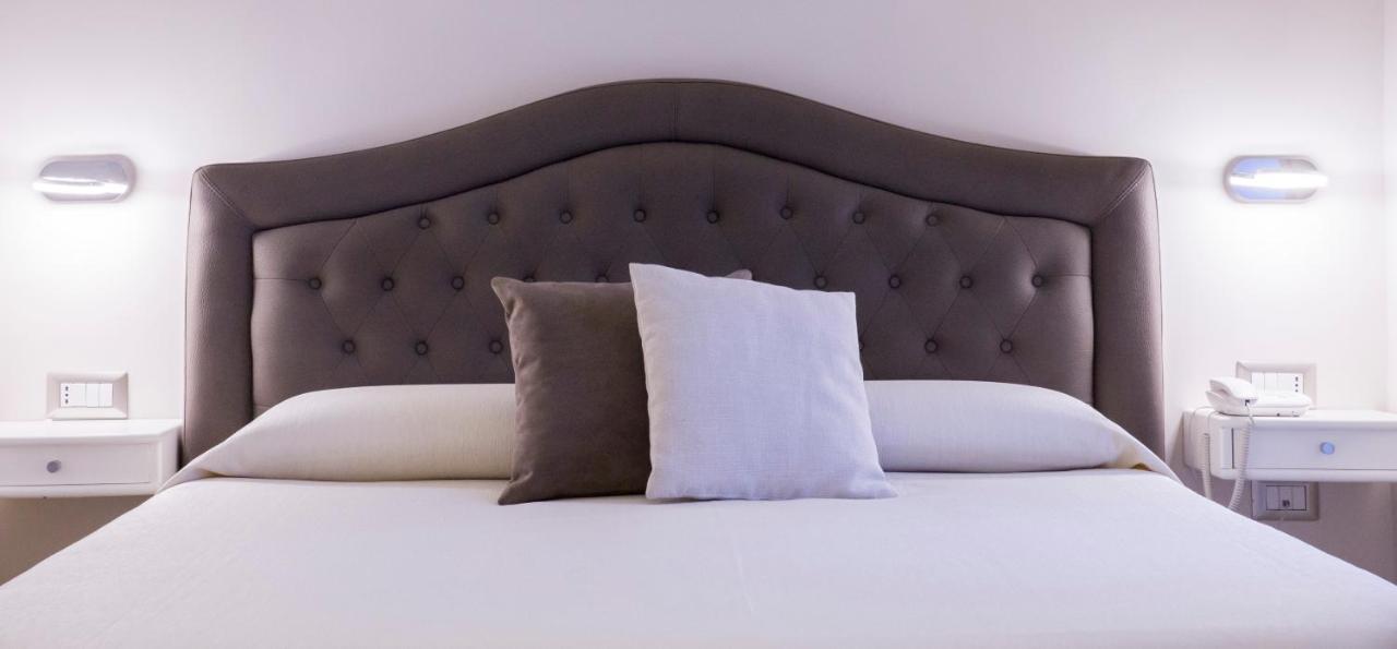 Royal Rooms Luxury Suite Neapel Exterior foto